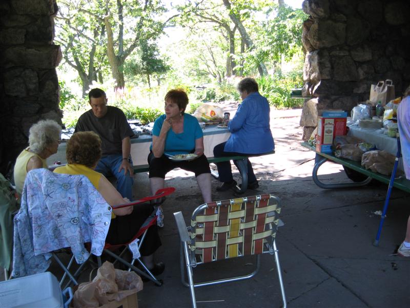 2238 (f-b) Aunt Vi, Aunt Dorthy, Steve Gravelle, Gwen, Aunt Tootie  